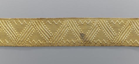 Gallon, galloons haberdashery, origin unknown, geometric ornaments, smaller snake pattern at the