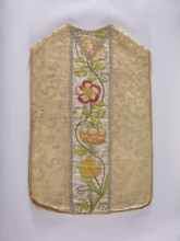 Chasuble, Floral and plant ornaments with flowers and leaves; columns embroidered on a silver