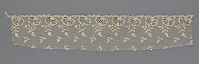 Fragment of lace, lace of, plant ornaments, slightly serrated lower edge with shell motifs and