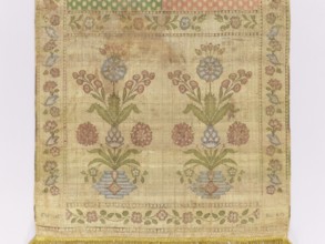 Kontusz sash, Bipartite heads with the pattern of flower bouquets on a vase-base, alternating