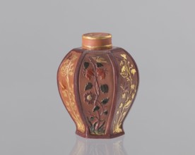 Six-sided tea bowl with lid, Boettger, Johann Friedrich 1682–1719 alchemist; pear-shaped with a