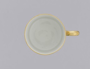 Cup with pansies, Korzec Porcelain and Faience Manufactory 1790–1832. Cylindrical cup litron.