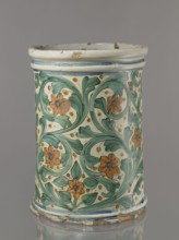 Vessel - flowerpot, unspecified manufacture; coats of arms; cartouches; cache-pot vessel.