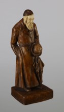 Figurine of a Jew, First Galician Factory of Artistic Faience and Terracotta Pacyków; 1912–1939.