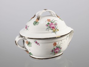 Vase with lid, Prószków Slaski faience factory 1763–1853, egg-shaped soup tureen with a lid in the