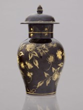 Kuan-type vase with cover, Bielino faience manufactory; 1779–1800. Maker: Wolff, Karol fl. ca 1800.