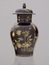 Kuan-type vase with cover, Bielino faience manufactory; 1779–1800. Maker: Karol Wolff fl. ca. 1800.