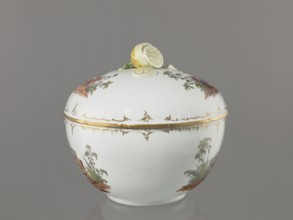 Punch vase with lid, Koenigliche Porzellan Manufaktur KPM; Berlin; 1763–1918. Porcelain, reliefs