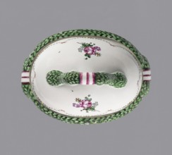 Vase with lid, Prószków Slaski faience factory 1763–1853. Classicist oval vase on a low hooped foot