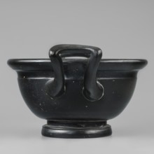 Black-finned skyphos, early 4th century BC, Attica. Thick-walled skyphos with two handles, deep