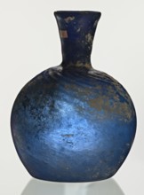 Bottle, unknown eastern workshop, 3rd–4th century, vessel, height 10 cm, width 3.8 cm, A rounded
