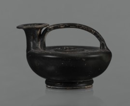 Black-finished askos, unknown Campanian workshop, black-finished pottery, askos, Campania Italy.