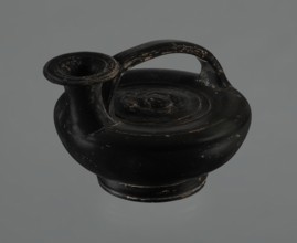 Black-finished askos, unknown Campanian workshop, repossession Silesia, black-finished pottery,