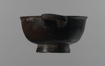 Black-finned goblet, unknown Attic workshop, black-finned pottery, Attica Greece, Greek pottery,