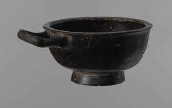 Black-finned goblet, unknown Attic workshop, repossession Zabkowice Slaskie, ceramics, black-finned