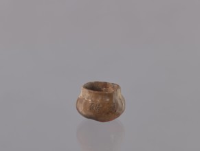 Water vessel for diluting ink, Japanese, Edo period 1603–1868, ceramics, ink and painting accessory