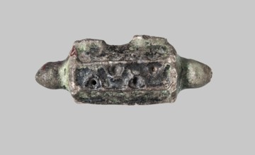 A pendant in the shape of a box for Koranic scrolls, gift, Islamic art, Arabic, Koran, glazed