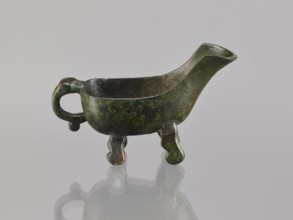 Yi-type vessel, Chinese, Qing 1644–1911, 19th century, ceremonial ritual vessel, vessel on four