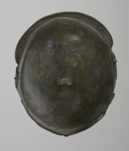 Bronze helmet, 4th–3rd century BC, Italy, armament; height 27 cm without cheek guards, width 19.8