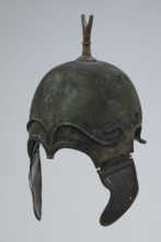 Bronze helmet, 4th–3rd century BC, Italy, armament; height 34 cm, width 20.2 cm, depth 22.5 cm,