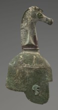 Bronze helmet, 8th/7th century BC, Italy, armament; height 46 cm, width 17.5 cm, depth 23 cm,
