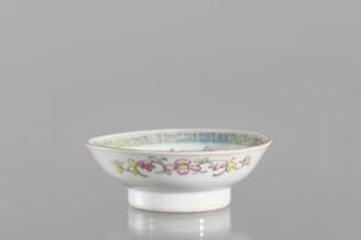 Bowl;, ; repossession Kraków; Chinese; Qing dynasty 1644–1911, Guangxu period 1875–1908; Boxer