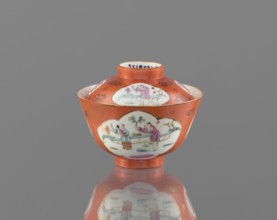 Bowl with a lid, ceramics; colored porcelain; Chinese, Qing dynasty Tongzhi period, 1862–1874;
