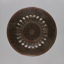 Tray, South Asian, Indian, brass tray with a separate facet; engraved and painted decoration
