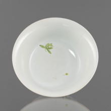 Bowl, Chinese, Qing dynasty, Yongzheng period 1723–1735. Porcelain bowl with semicircular body
