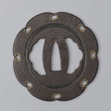Crossguard tsuba, Kasuga; maker: Kunihide; Japanese; Edo period 17th century, 1603–1868; Higo