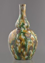 Gourd-shaped vase, Paderewski, Ignacy Jan 1860-1941, Chinese art, Chinese culture, Qing 1644–1911,