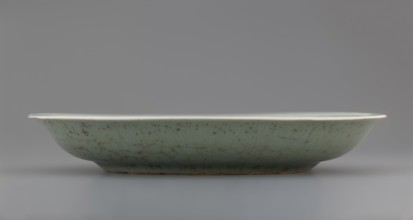 Plate, Chinese, Qing dynasty 1644–1911, 18th century, porcelain vessel with inscriptions and