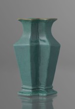 Vase, gift, Chinese, Qing dynasty 1644–1911, ceramics. Covered with a turquoise glaze with