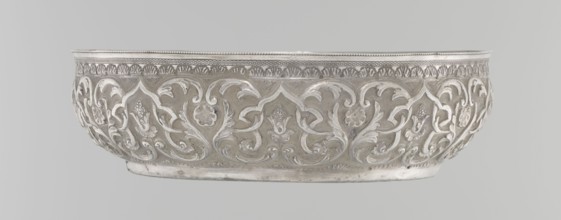Bowl, Islamic art, Turkish culture, Ottoman dynasty 1299–1922, geometric motifs, plant ornament,