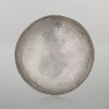 Lidded box, maker, Persian, Qajar dynasty 1785–1925; 19th–20th century; Isfahan, Iran. Metal vessel