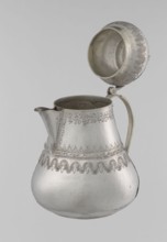 Teapot, 19th century; Ottoman dynasty 1299–1922; Turkish, Islamic art; vessel teapot/jug; materials