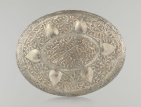 Box with lid, Islamic art, Turkish, Ottoman dynasty 1299–1922, plant motifs, geometric motifs, 19th