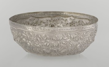 Bowl, Islamic art, Turkish, Ottoman dynasty 1299–1922, floral ornament, plant ornament, wall