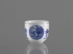 Bowl, ceramics, Chenghua 1465–1487, phoenixes and stylized lotus flowers decoration, blue-and-white