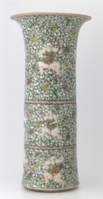 Cylindrical horn type vase, maker, Chinese, Qing dynasty, Kangxi period 1662–1722; colored