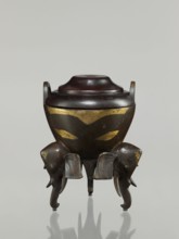 Censer with cover;, Bronze censer with two arched handles and convex cover with two offsets;