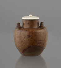 Tea canister chaire of the mimitsuki type, Seto; gift; Japanese art; Japanese, Edo 1603–1868–Meiji