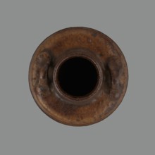 Tea canister chaire of the mimitsuki type. Brown container with two handles and a lid in a navy