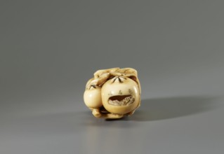 Netsuke in the shape of a twig with biwa loquat fruits, Gyokuhôsai Yamada Bunjiro, active in Edo,