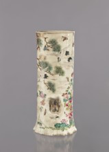 Vase, Tôritei maker, satsuma, Japanese, decorated with insects, tree trunks, flowers, plant