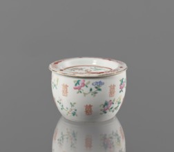 Hand warmer, purchase, Colored porcelain, Qing dynasty Tongzhi period, 1862–1874, China. Bulging