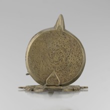 Oil lamp, Islamic art, Persian culture; oil lamp with lighting function decorated with birds,