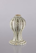 Bottle, Abdullazad Mirza Baba fl. ante 1939, Islamic art, Persian, Qajar dynasty 1785–1925; glazed