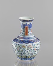 Vase with threads in the shape of bamboo twigs; maker, ; flowers; colored porcelain; Chinese; Qing