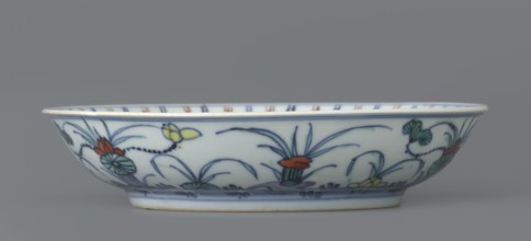 Plate, gift, Chinese, Qing dynasty 1644–1911, colored porcelain, decorated with lotuses and ducks